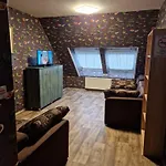 Marti 3 Bedroom דירה *