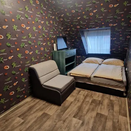 Apartment Marti 3 Bedroom Apartment Debrecen