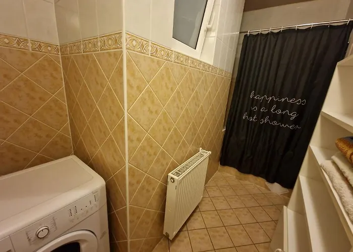 Marti 3 Bedroom * 德布勒森