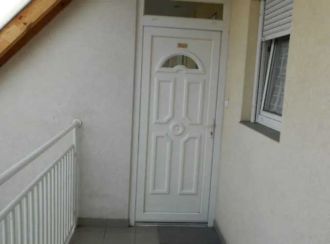 Marti 3 Bedroom 데브레첸
